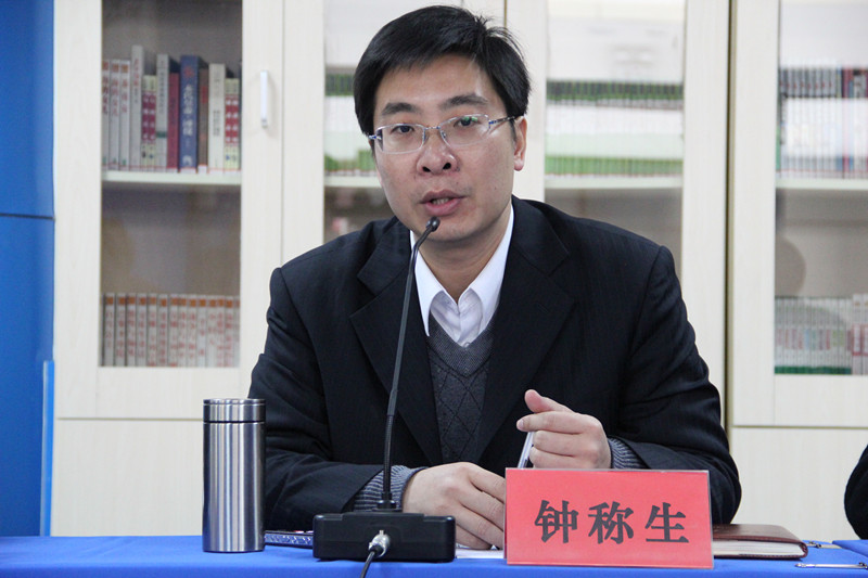 济宁市"走进青年——政协委员调研日"活动举行